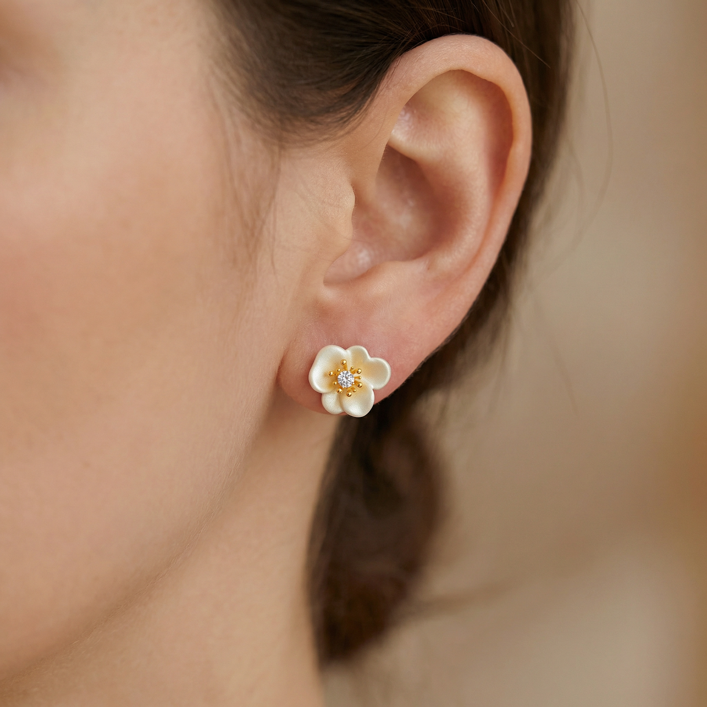 Liria Earrings